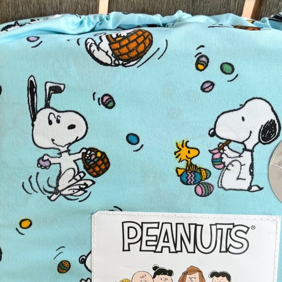 Peanuts Snoopy Full Size Sheet Set - Blue Easter Basket Eggs Woodstock - Picture 5 of 5